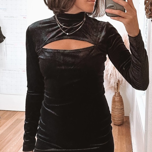 Pam & Gela Velvet Cut Out Iridescent Mini Dress Black Size small - Picture 11 of 11
